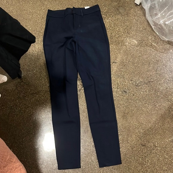 Old Navy Pixie Pants - Picture 1 of 2